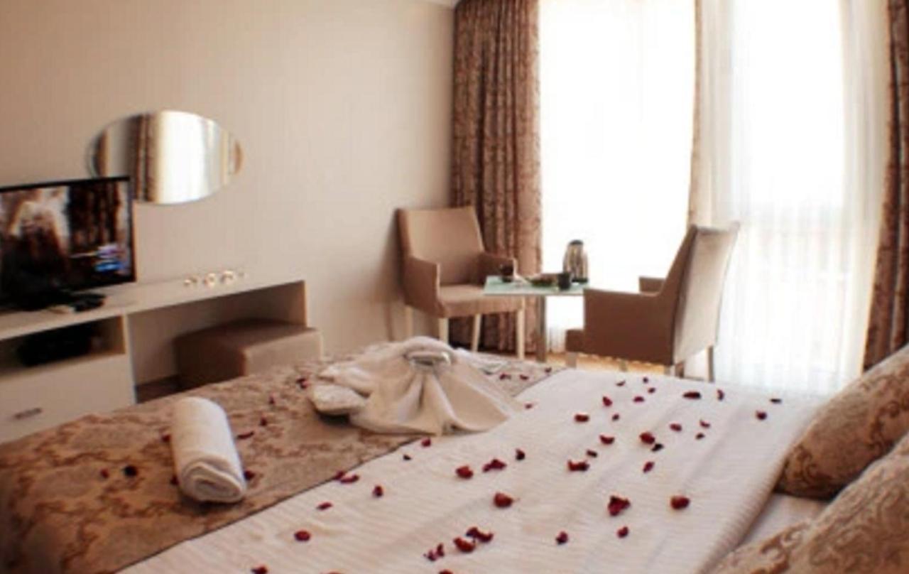 The Tuyap Ozyurtlarsuites Istanbul Exterior photo